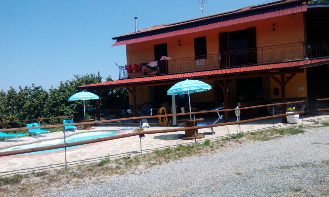 Agriturismo Nizur'In Roccaverano Esterno foto