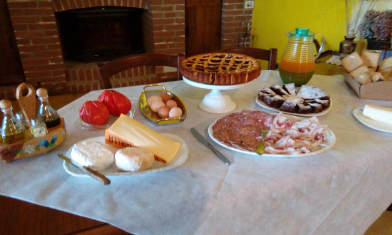 Agriturismo Nizur'In Roccaverano Esterno foto