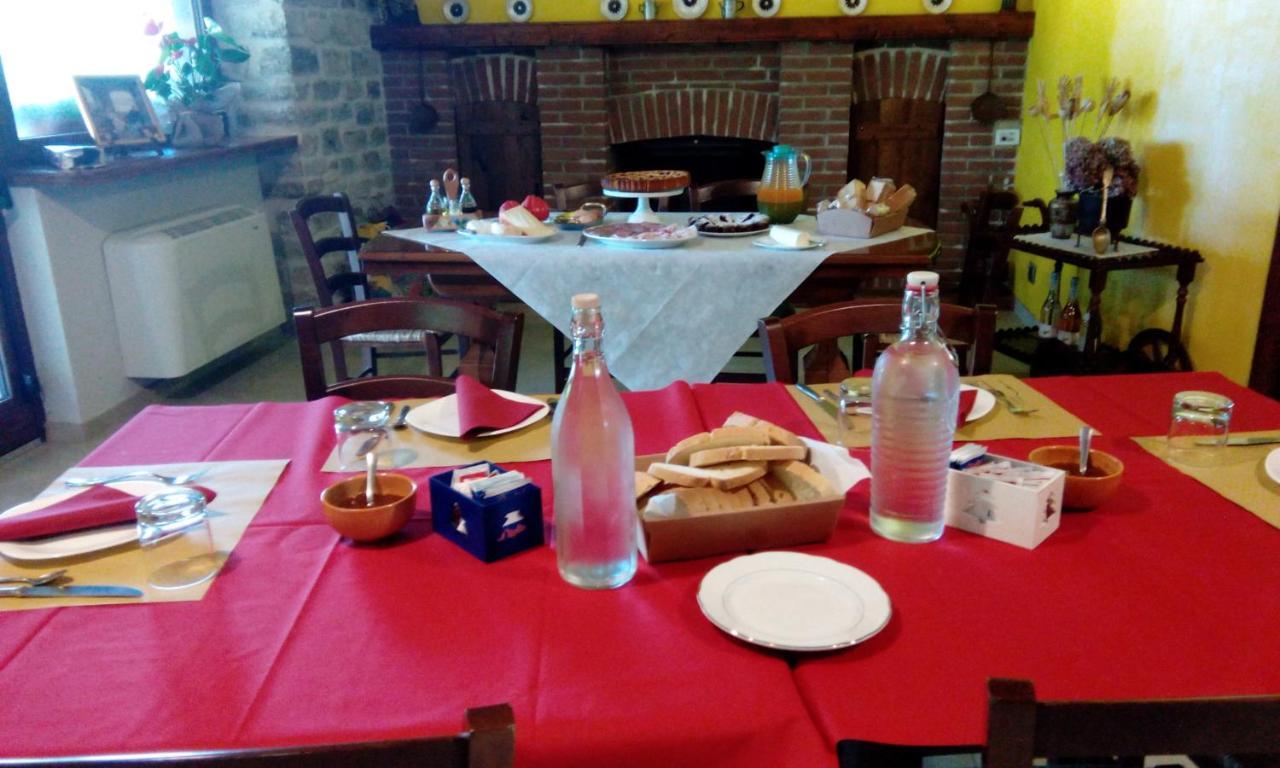 Agriturismo Nizur'In Roccaverano Esterno foto